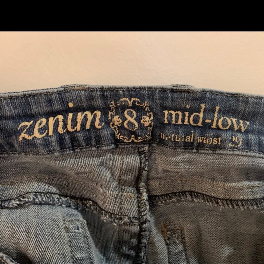 Blue jeans - Picture 2 of 2